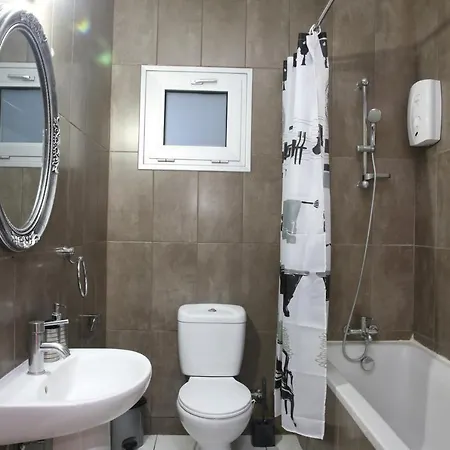 Appartamento 930m To Beach-2 Bedroom+veranda-perfect Located